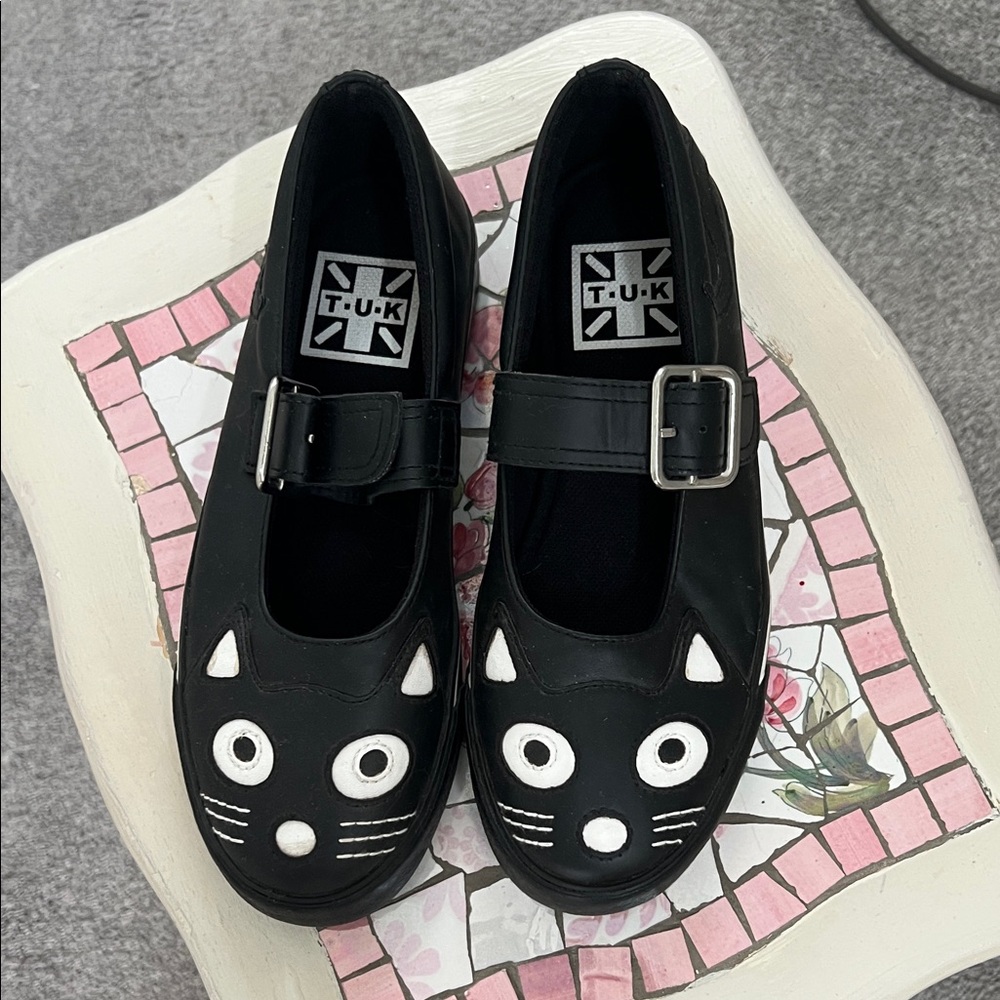 T.U.K Kids Black and White Cat Face Dress Shoes